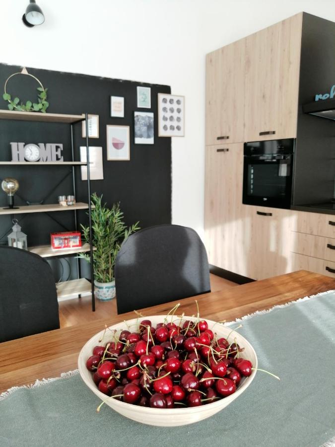 Apartment Near The Sea-Self Check-In Podstrana Exteriér fotografie