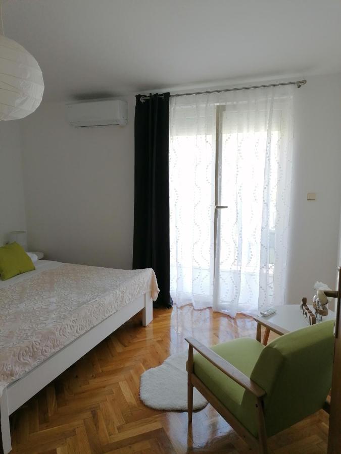 Apartment Near The Sea-Self Check-In Podstrana Exteriér fotografie