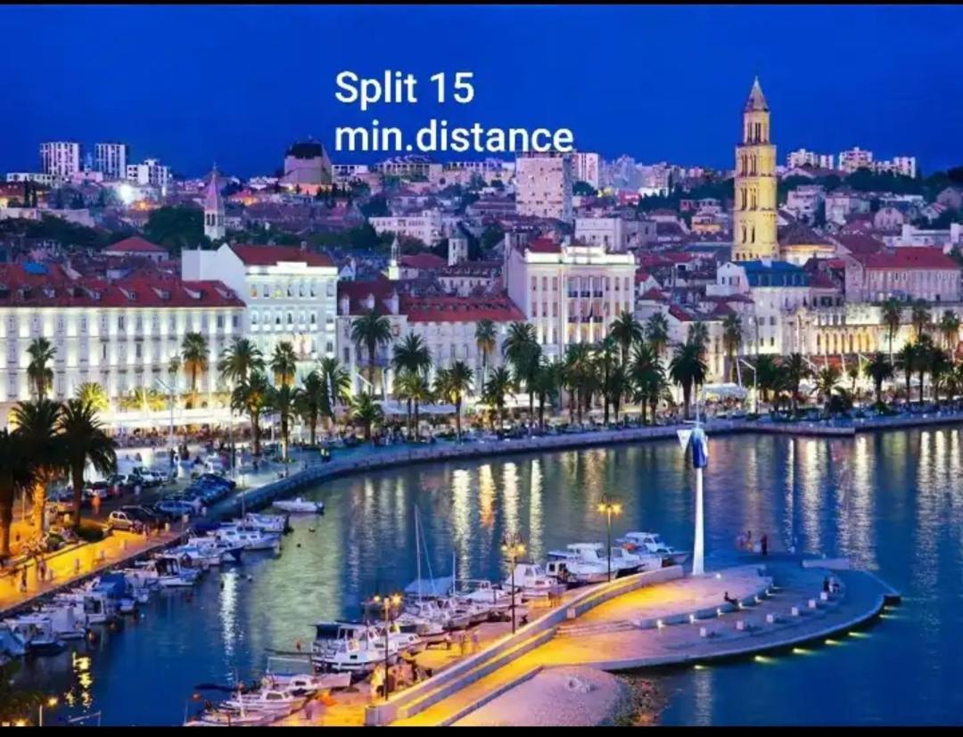 Apartment Near The Sea-Self Check-In Podstrana Exteriér fotografie
